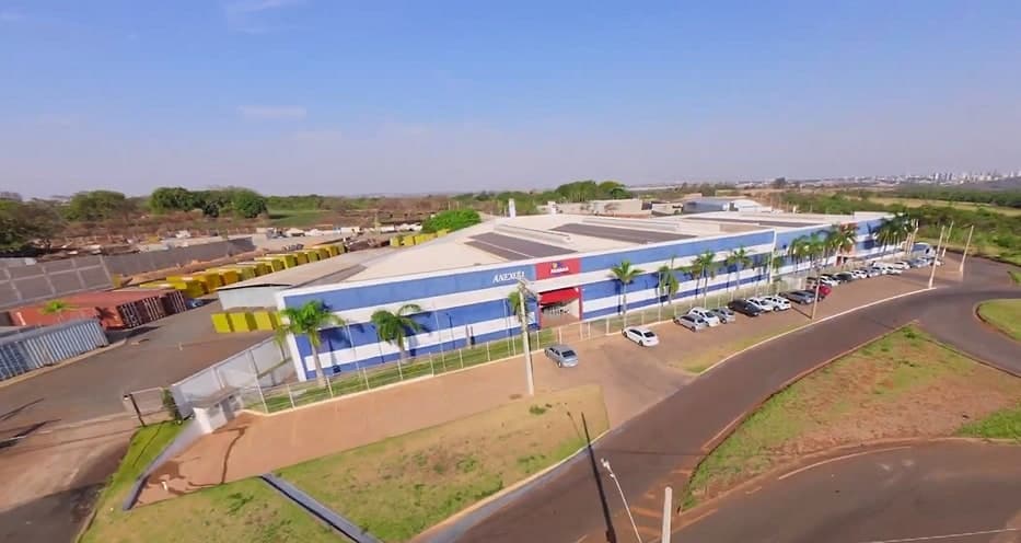 Parque fabril da Fardas Uniformes em Uberaba